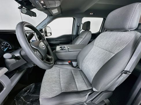 Used 2023 Ford F250 XL w/ STX Appearance Package AWD/4WD image 19