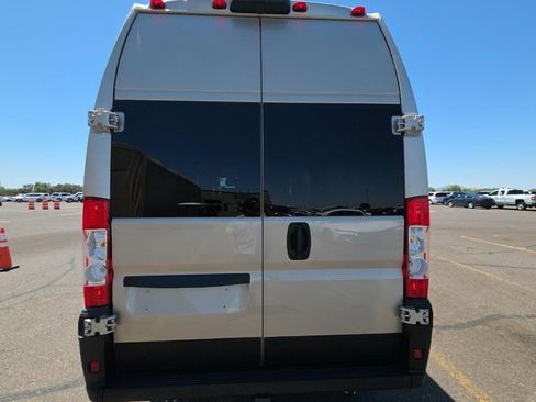 Used 2026 RAM ProMaster 3500 w/ Quick Order Package 22G SLT FWD image 5