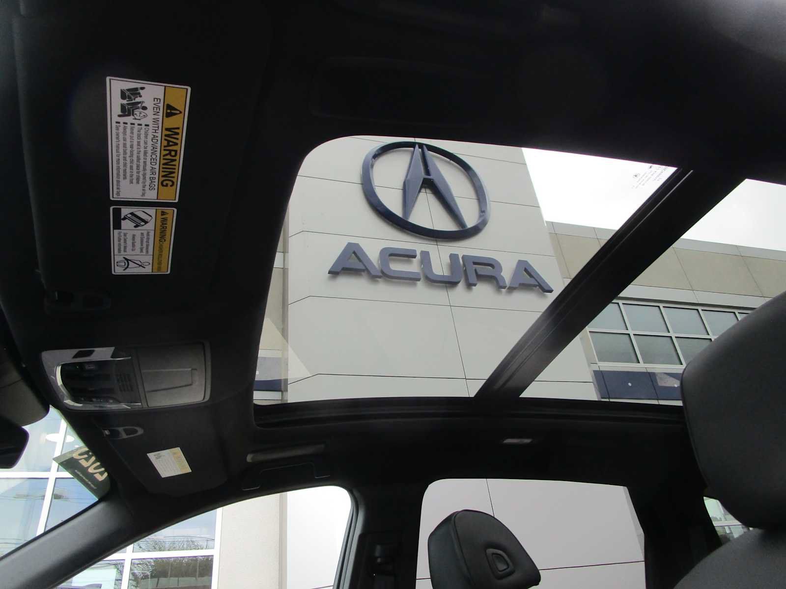 Certified 2025 Acura RDX w/ Advance Package AWD/4WD image 17