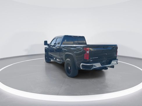 Used 2023 Chevrolet Silverado 2500 LTZ w/ LTZ Plus Package image 7