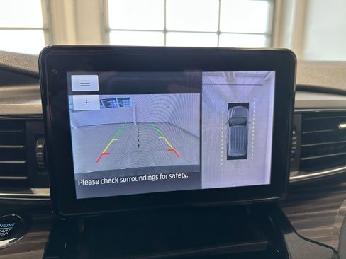 Used 2023 Ford Explorer Limited w/ Equipment Group 301A image 21