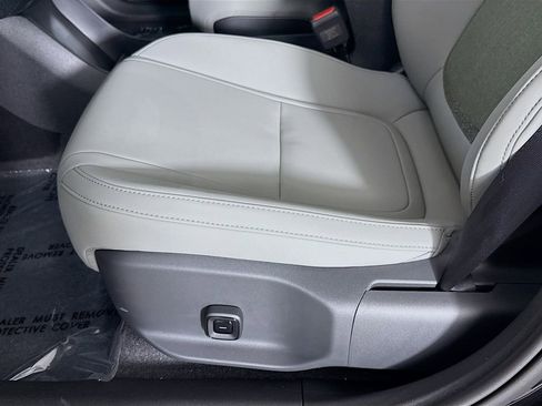 New 2026 Volvo EX30 Plus w/ Protection Package Premier image 19