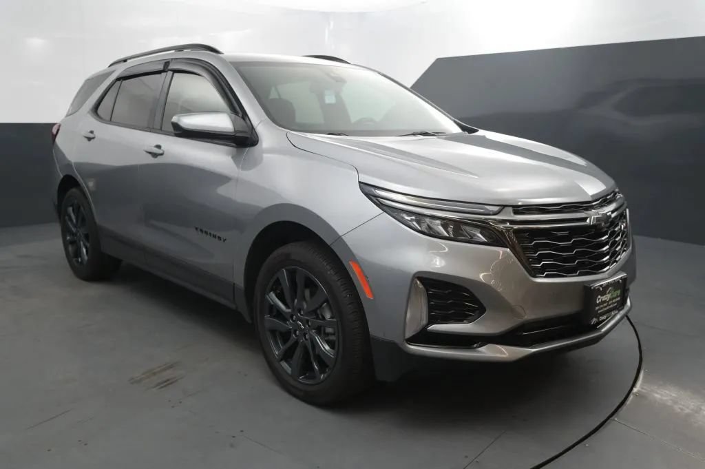 Used 2023 Chevrolet Equinox RS AWD/4WD image 7