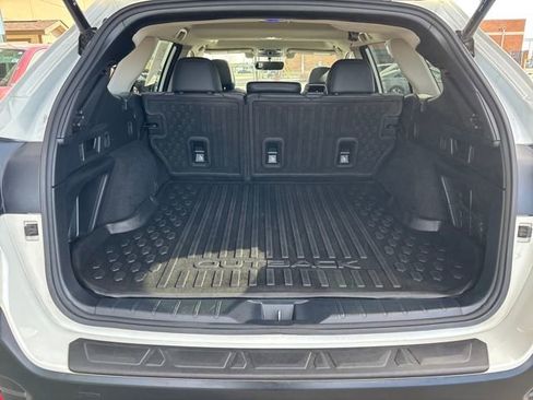 Used 2021 Subaru Outback Onyx Edition XT w/ Popular Package #2 image 5