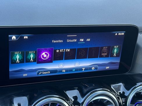 Certified 2025 Mercedes-Benz GLA 250 4MATIC image 18