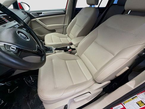 Used 2017 Volkswagen Golf SE FWD image 11