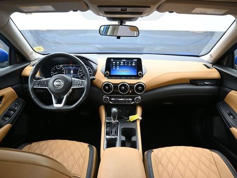 Used 2023 Nissan Sentra SV w/ SV Premium Package FWD image 22