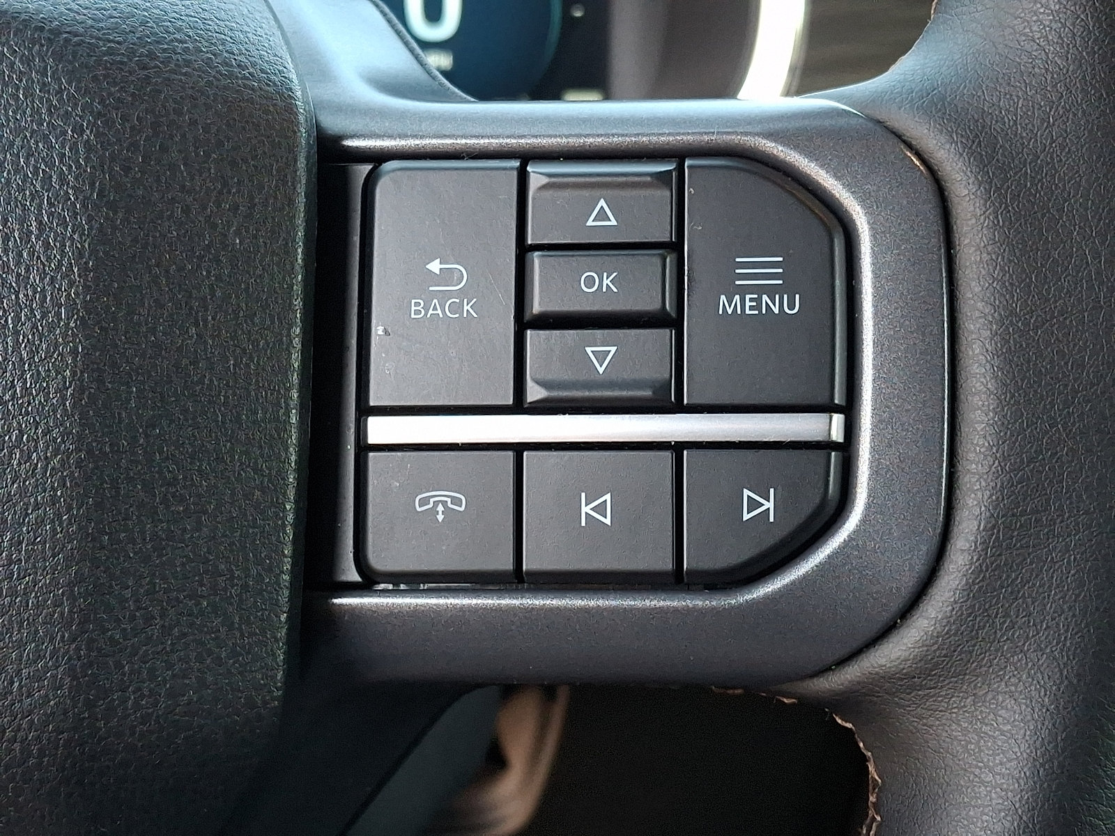 Used 2025 Ford F150 Lariat w/ Equipment Group 501A Mid AWD/4WD image 24