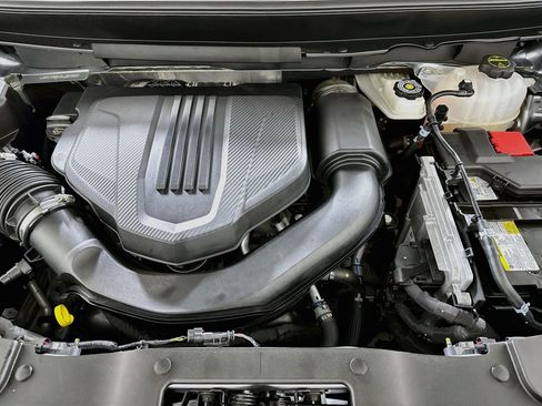 Used 2025 GMC Acadia Elevation AWD/4WD image 32