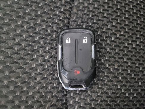 Used 2023 GMC Terrain SLE FWD image 32