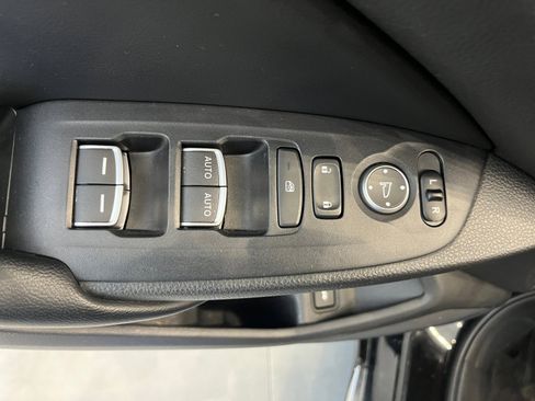 Used 2018 Honda Accord EX image 15