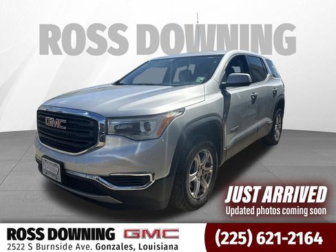 Used 2017 GMC Acadia SLE FWD image 1