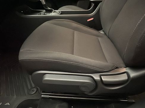 Certified 2025 Hyundai Kona SE image 10