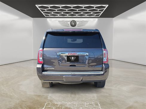 Used 2017 GMC Yukon Denali w/ Open Road Package image 4