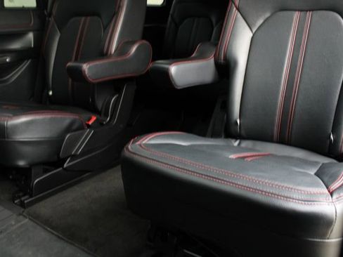 Used 2020 Ford Expedition Limited w/ Equipment Group 303A image 22