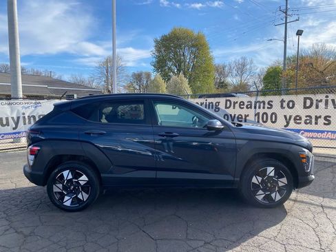 Used 2024 Hyundai Kona SEL w/ Convenience Package AWD/4WD image 2