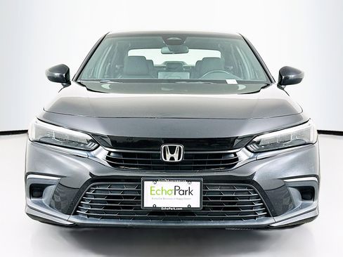 Used 2024 Honda Civic Sport image 2