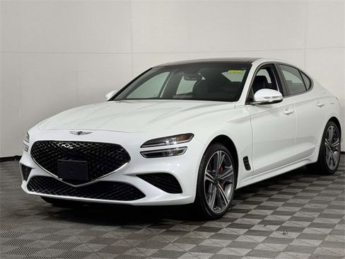 Used 2025 Genesis G70 2.5T w/ Sport Prestige Package image 7