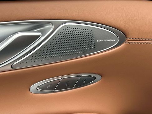 New 2026 Genesis GV70 2.5T Advanced AWD/4WD image 23