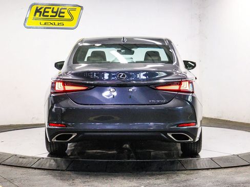 Certified 2025 Lexus ES 350 w/ Accessory Package (Z2) FWD image 3