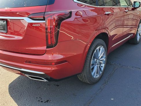 Certified 2024 Cadillac XT6 Premium Luxury AWD/4WD image 11