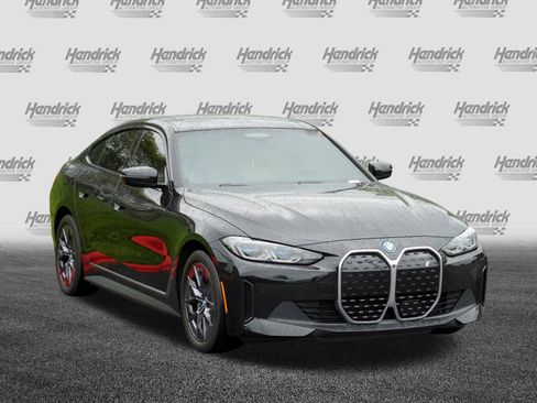 Certified 2023 BMW i4 eDrive40 RWD image 2