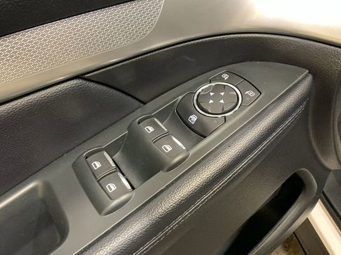 Certified 2017 Ford Explorer XLT w/ Equipment Group 202A image 31