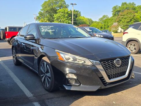 Used 2019 Nissan Altima 2.5 SV FWD image 1