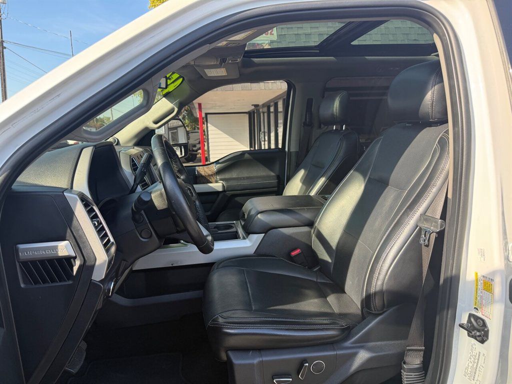 Used 2017 Ford F250 Lariat w/ Lariat Ultimate Package AWD/4WD image 11