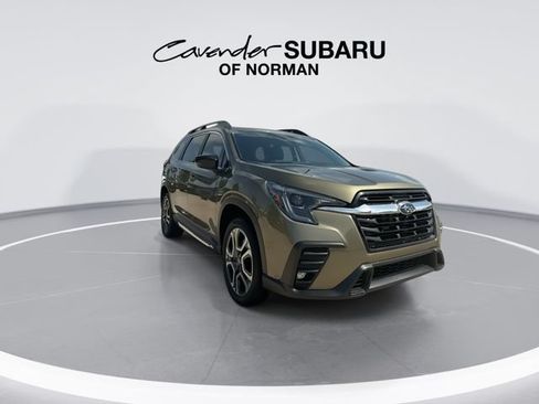 Used 2026 Subaru Ascent Limited AWD/4WD image 2