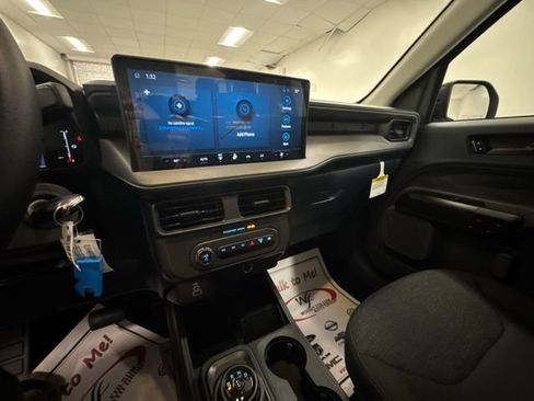 New 2025 Ford Maverick XL image 16