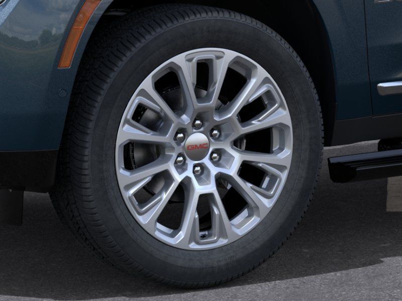 New 2026 GMC Yukon Denali w/ Sun & Power Step Package AWD/4WD image 33