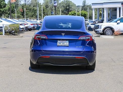Used 2021 Tesla Model Y Long Range AWD/4WD image 4
