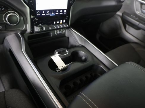 Used 2024 RAM 1500 Lone Star image 17