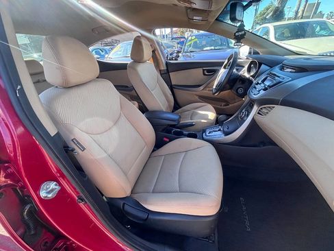 Used 2013 Hyundai Elantra GLS w/ Preferred Pkg image 9