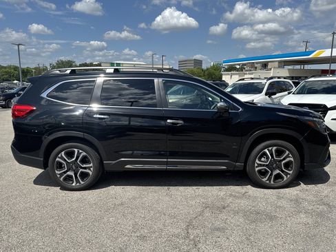 Used 2023 Subaru Ascent Touring AWD/4WD image 2
