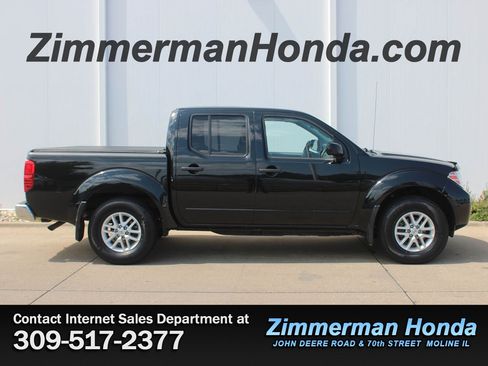 Used 2021 Nissan Frontier SV AWD/4WD image 1