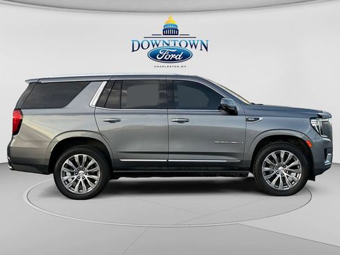 Used 2021 GMC Yukon Denali w/ Denali Premium Package AWD/4WD image 2
