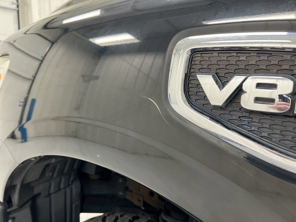 Used 2017 Nissan Titan SV AWD/4WD image 38