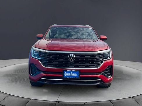 Used 2025 Volkswagen Atlas Cross Sport SEL Premium R-Line AWD/4WD image 8
