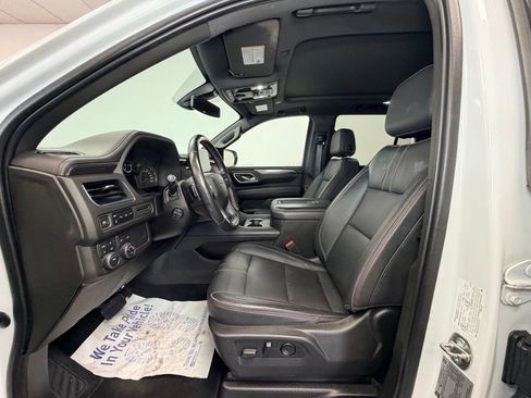 Used 2021 Chevrolet Tahoe RST w/ Luxury Package AWD/4WD image 2