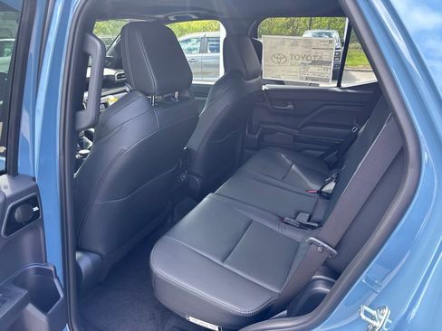 New 2026 Toyota 4Runner Limited AWD/4WD image 11
