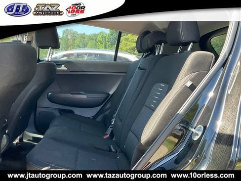 Used 2019 Kia Sportage LX w/ LX Popular Package AWD/4WD image 4