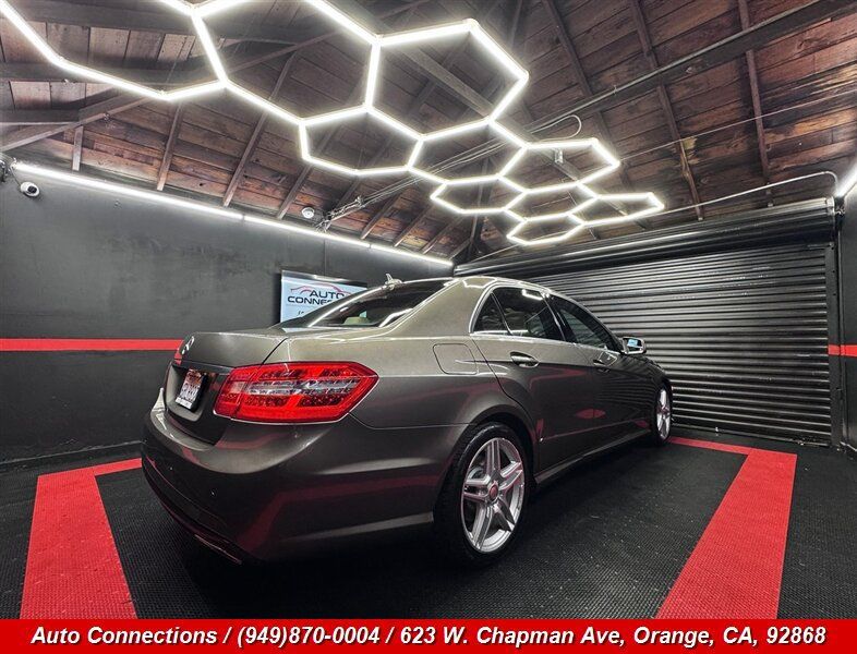 Used 2011 Mercedes-Benz E 350 Sedan image 3