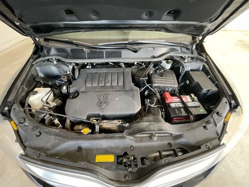 Used 2013 Toyota Venza Limited image 26