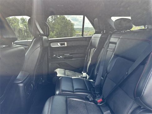 Used 2022 Ford Explorer ST-Line w/ Class IV Trailer Tow Package image 22