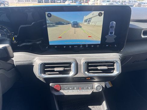 Used 2024 Ford Mustang Premium image 12