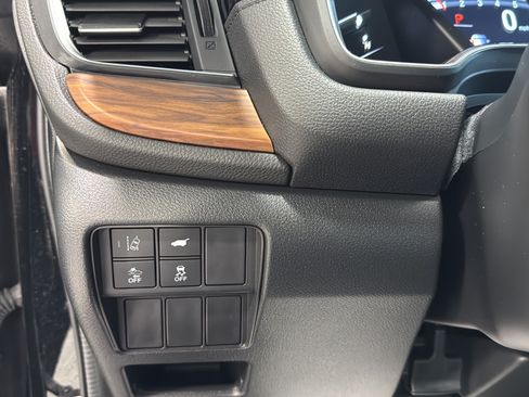 Used 2020 Honda CR-V Touring image 18