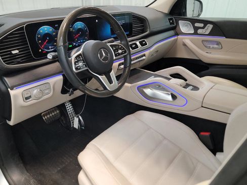 Used 2021 Mercedes-Benz GLS 580 4MATIC image 12