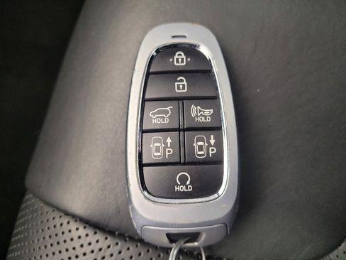 Used 2022 Hyundai Santa Fe Calligraphy AWD/4WD image 32